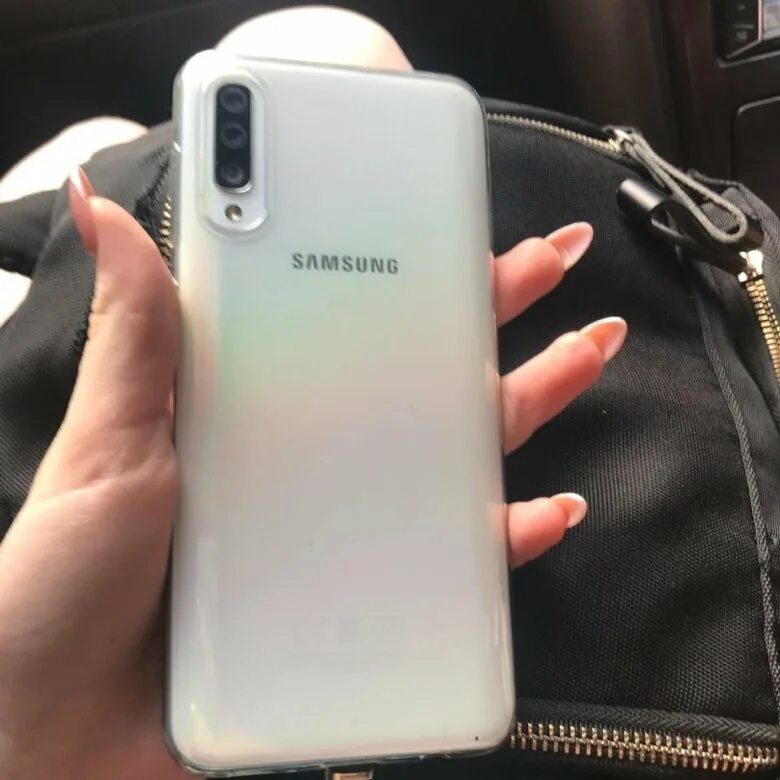 Купить самсунг галакси а 55. Samsung a50 White. Samsung Galaxy a51 белый. Samsung Galaxy a50 64gb. Самсунг а50 64гб белый.