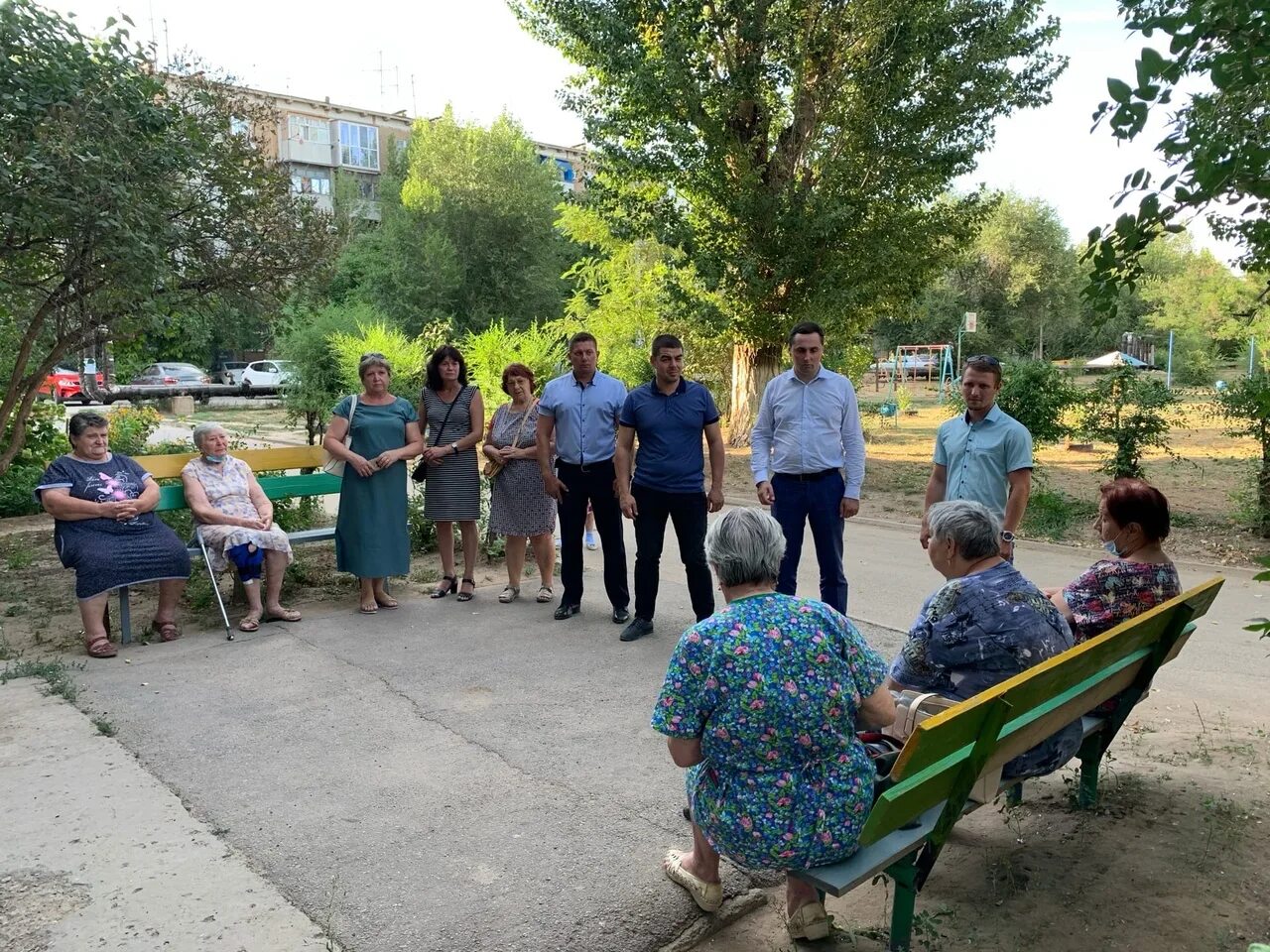 Поселок куйбышев волгоградской. Школа п Куйбышев Среднеахтубинский район. ЛДПР средняя Ахтуба. Посёлок Куйбышев Среднеахтубинский район. П Куйбышев Среднеахтубинский МОУ СОШ Среднеахтубинского района.