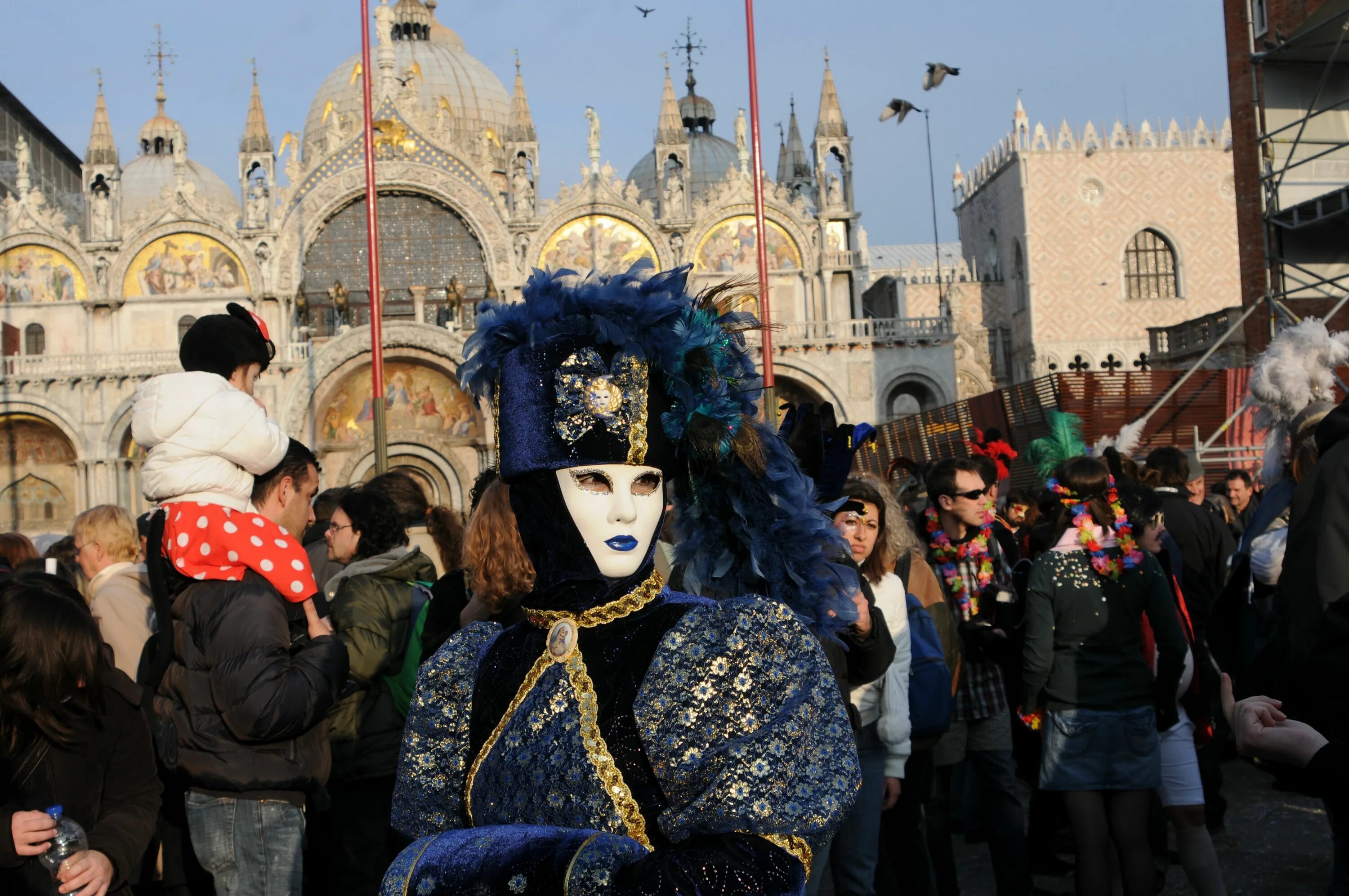 Маскарад в Италии. Венецианский карнавал в Италии. Карнавал в Венеции (the Carnival, Venice). Традиции Италии карнавал.