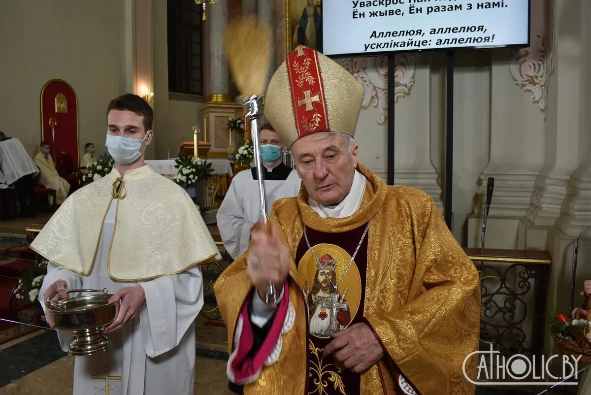 Какого числа католическая в 2025. Пасха у греко католиков. пасха в 2025 у католиков. католики против протестантов.