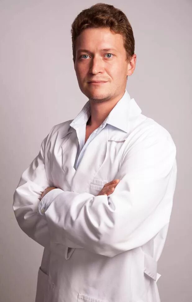 Пластический хирург тумаков. Тумаков глеб игоревич хирург. тумаков михаил игоревич врач. пластический хирург денис игоревич. винчель роман владимирович.