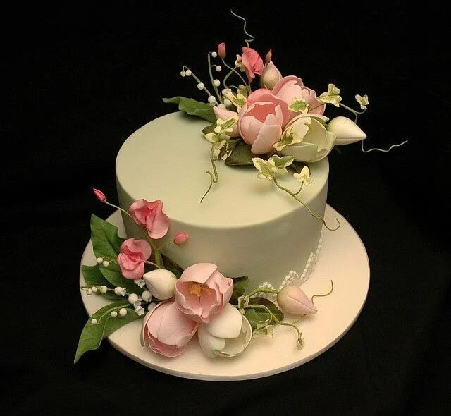 Elegant Wedding Cake by CakesStepByStep Fondant wedding cakes, Cake decorating, 