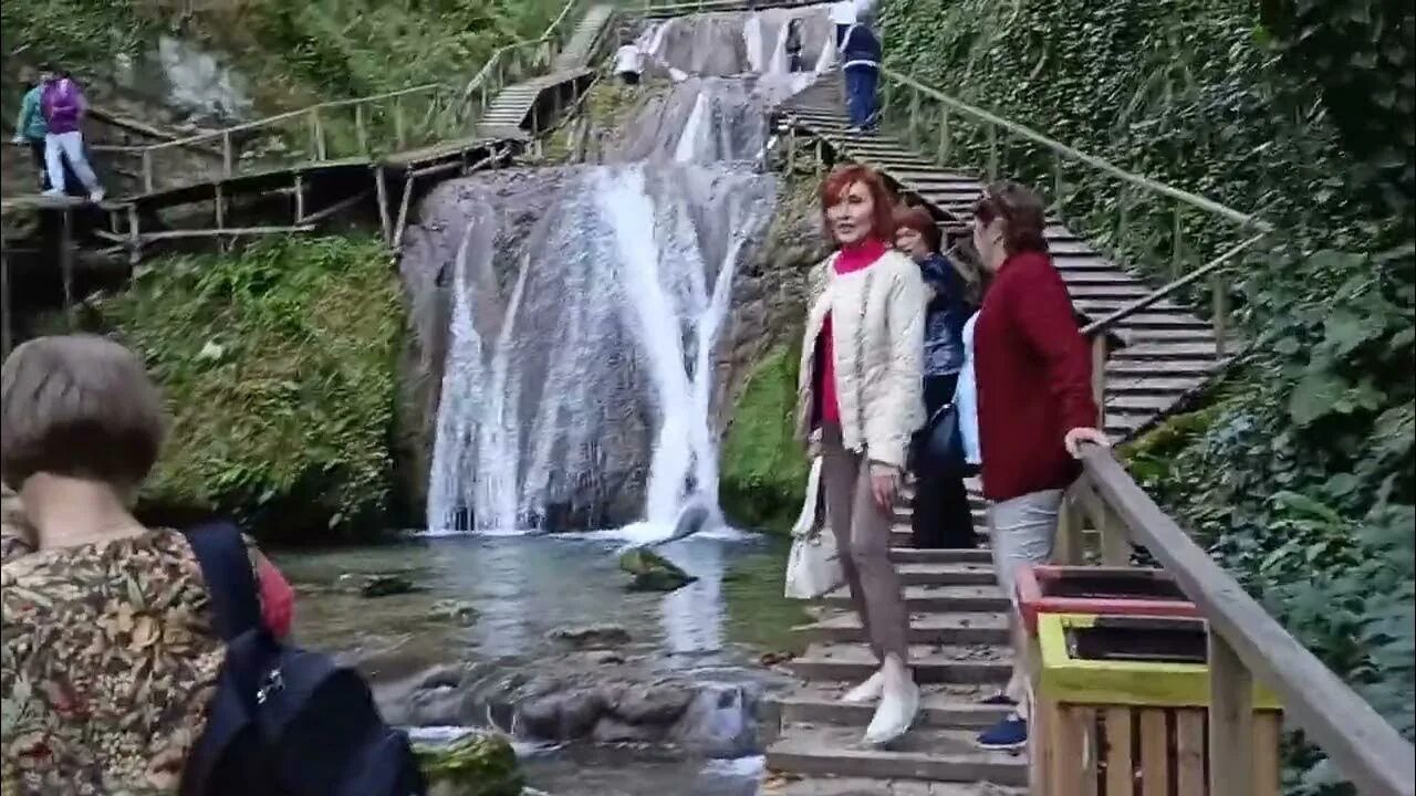 Экскурсия 33. Экскурсия 33 водопада адлер. 33 водопада сочи кавказское застолье. 33 водопада экскурсия из адлера. 33 водопада сочи сыроварня.