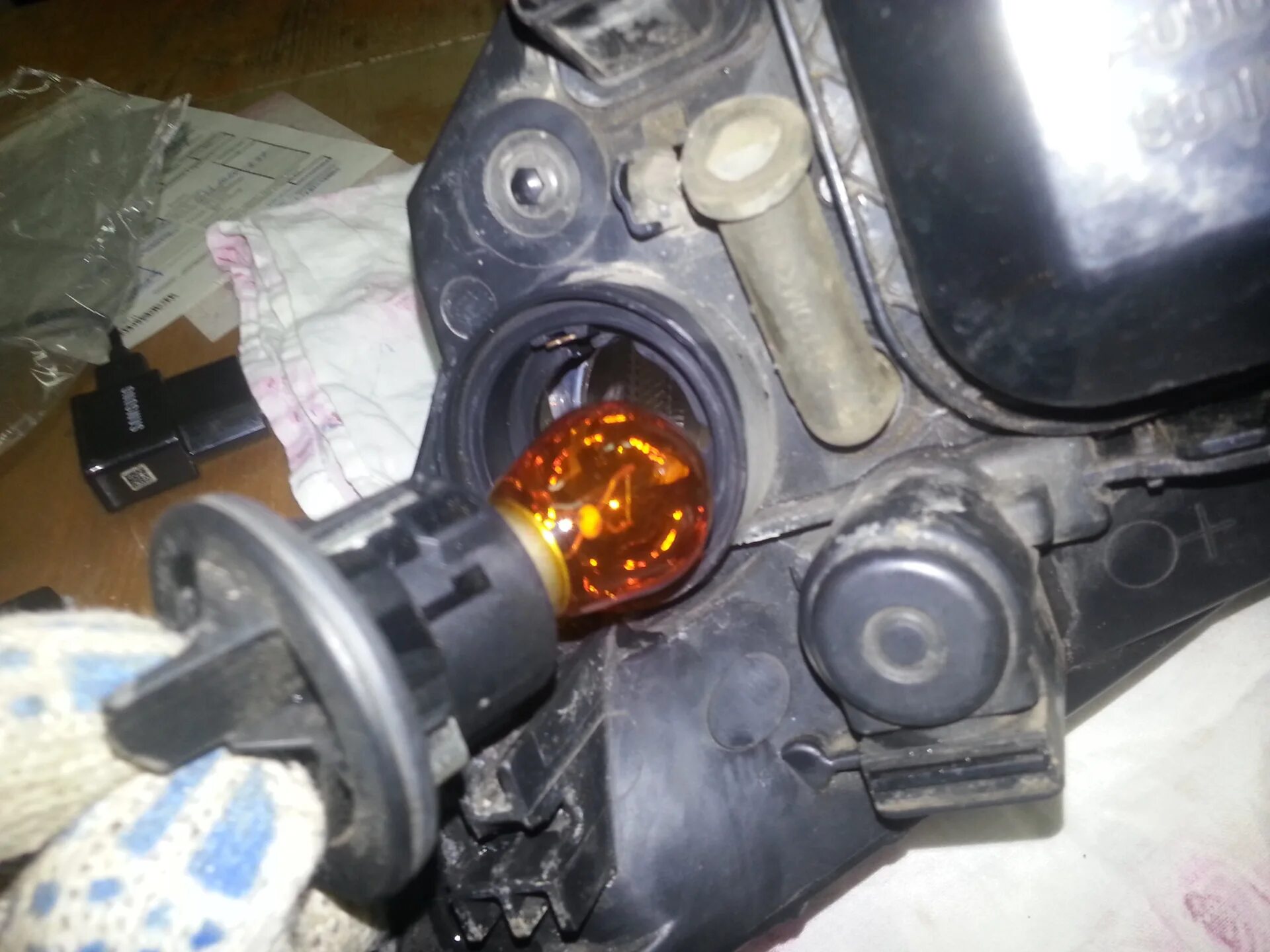 Форд фокус 2 хэтчбек лампы габаритов и тормоза. Лампочка ближнего света форд фокус 2. Форд фокус 2 лампочки задних фонарей. Лампочки ближнего света фокус 2 2007. Лампочки подсветки номера форд фокус 1.