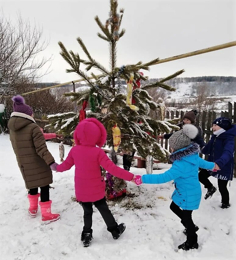 Зимние развлечения. Прогулки на свежем воздухе зимой. Зимние соревнования для детей. Игровая программа на свежем воздухе зимой. Игровая программа зимой.