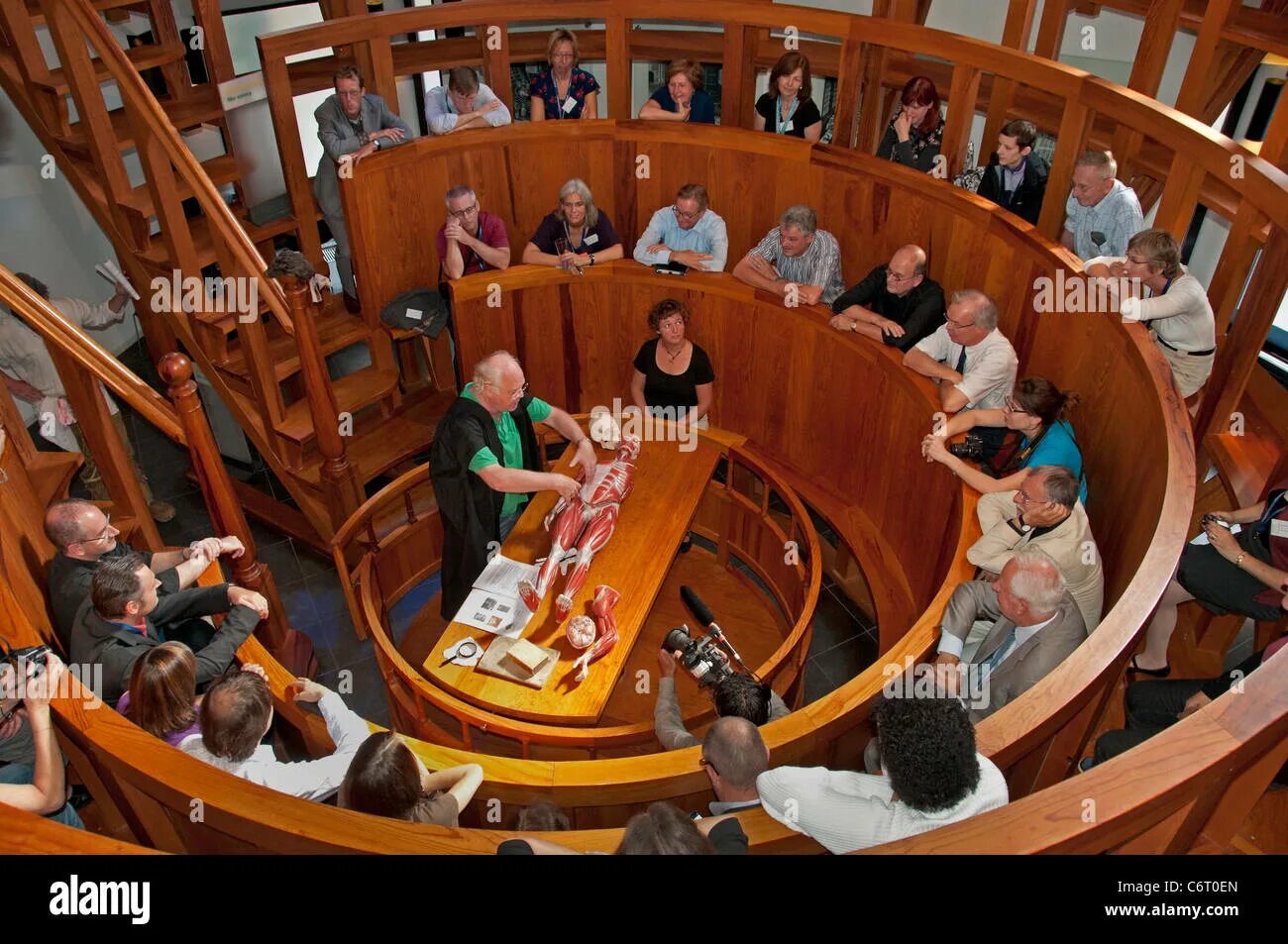Anatomical theatres in Russia and the world