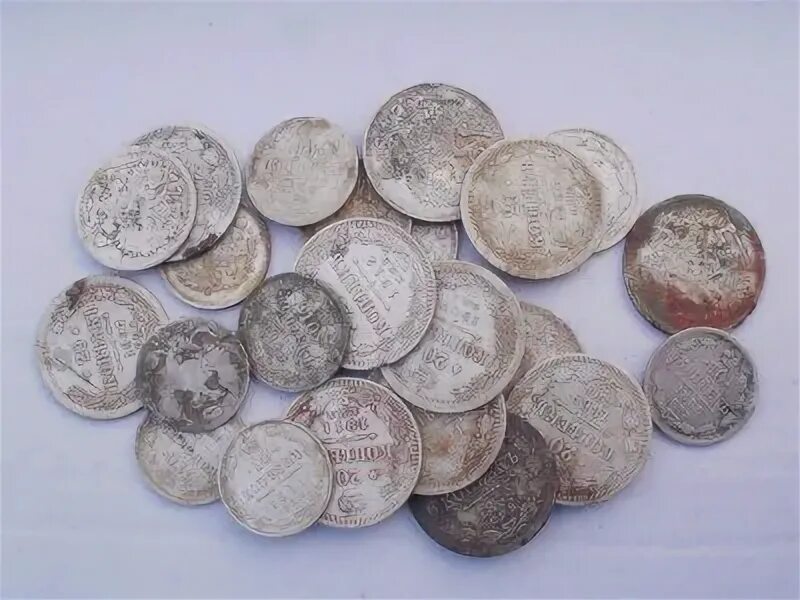 Немецкая кружка 1914. Низкопробное серебро. Сионистский рубль 1977. Низкопробное серебро. Техническое серебро контакты.