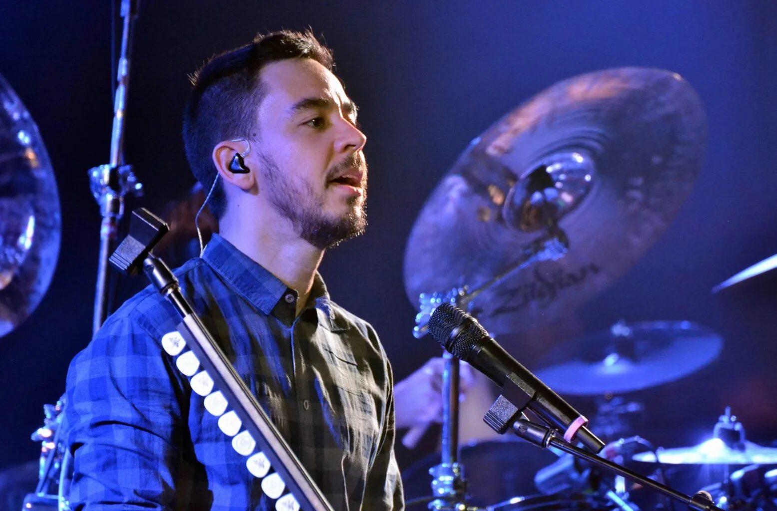 майк шинода 2004. Mike today. майк шинода 2022. майк шинода 2022. Mike zito.