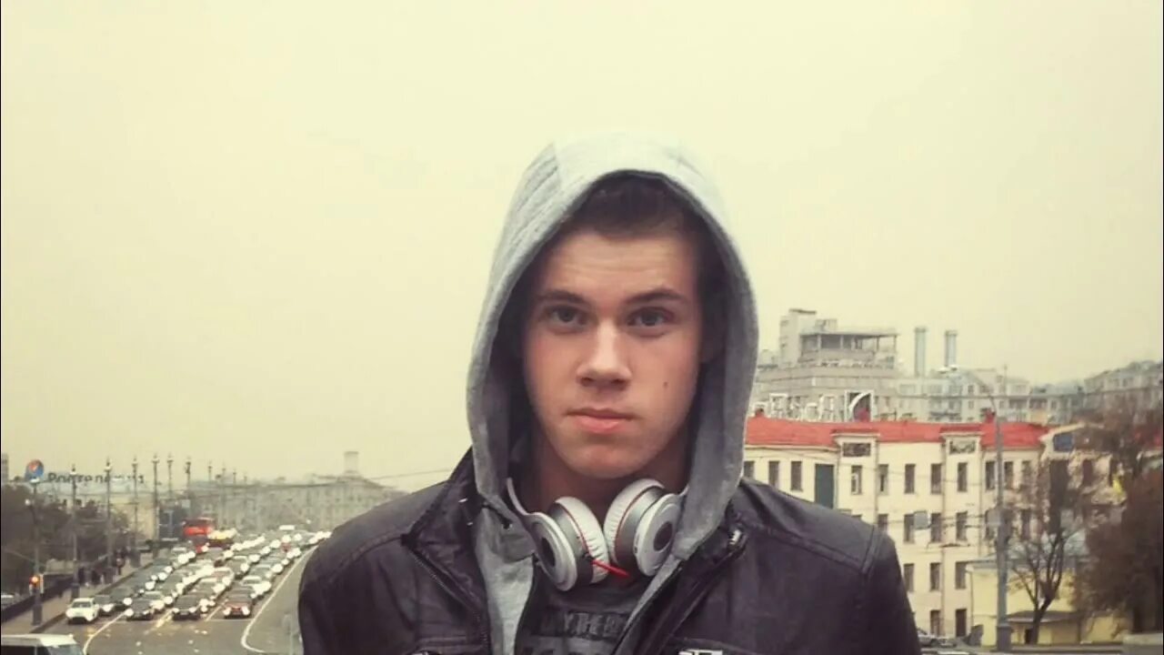 Расширение для пропуска рекламы на ютубе в видео. Забытый ютубе. Ютуберы картинки. Забытый ютубе. Забытый ютубе.