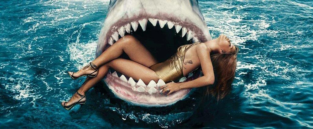 Девочка акула. Акулье озеро фильм 2015. Отмель фильм 2016. Имя для акулы мальчика. Акула осьминог фильм.