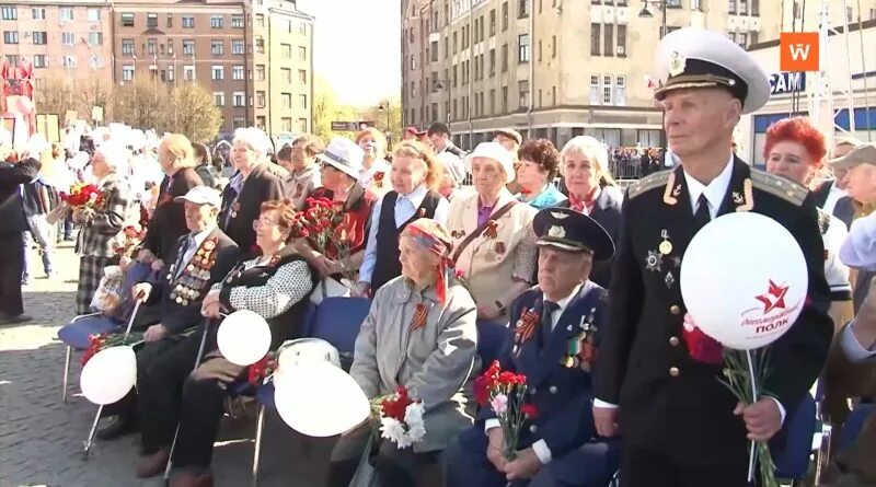 Программа выборга. Выборг 8 мая. выборг 2000. школа 8 выборг. какая программа в выборге на день победы.