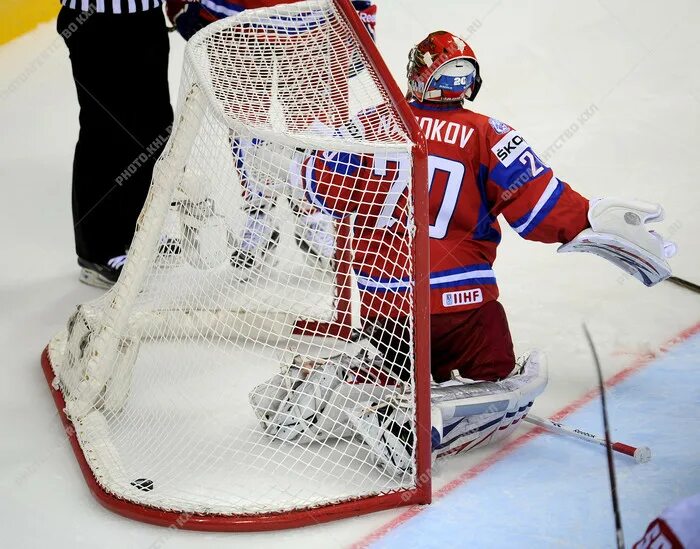 Игры хоккей 2011. Тамбов 2011 хоккей. Сигнал 2011 хоккей.