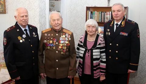 Ветераны со скольки лет