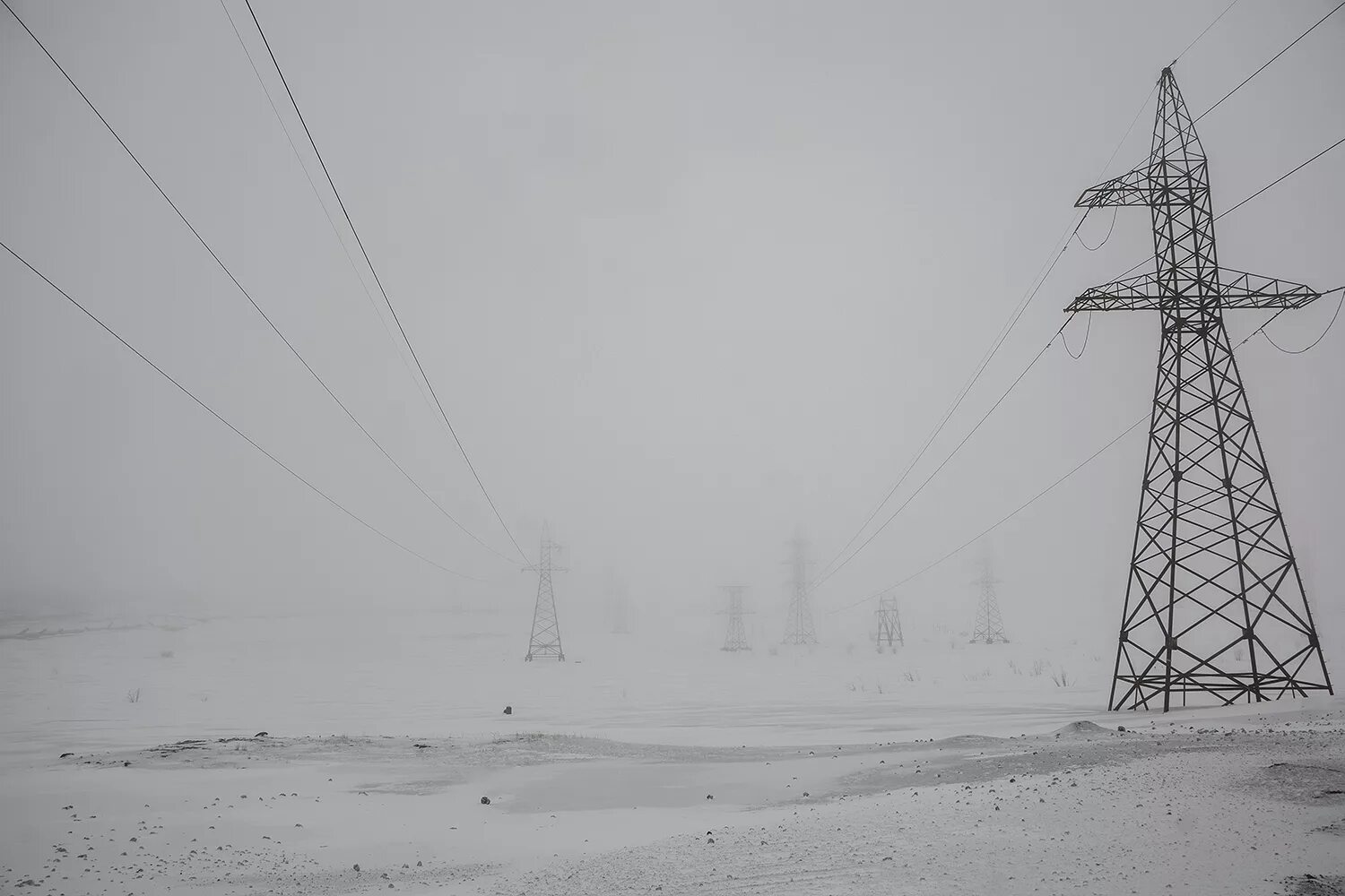Столбы электропередач зимой. Лэп снег. Вл 110 кв. Налипание снега на провода. Лэп снег.