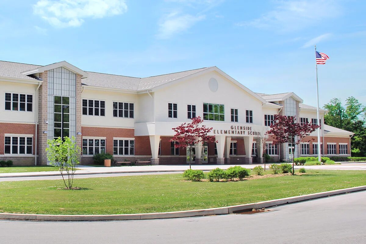 School building. Elementary School в Америке снаружи. Здание школы. Начальная школа здание. Здание школы HD.