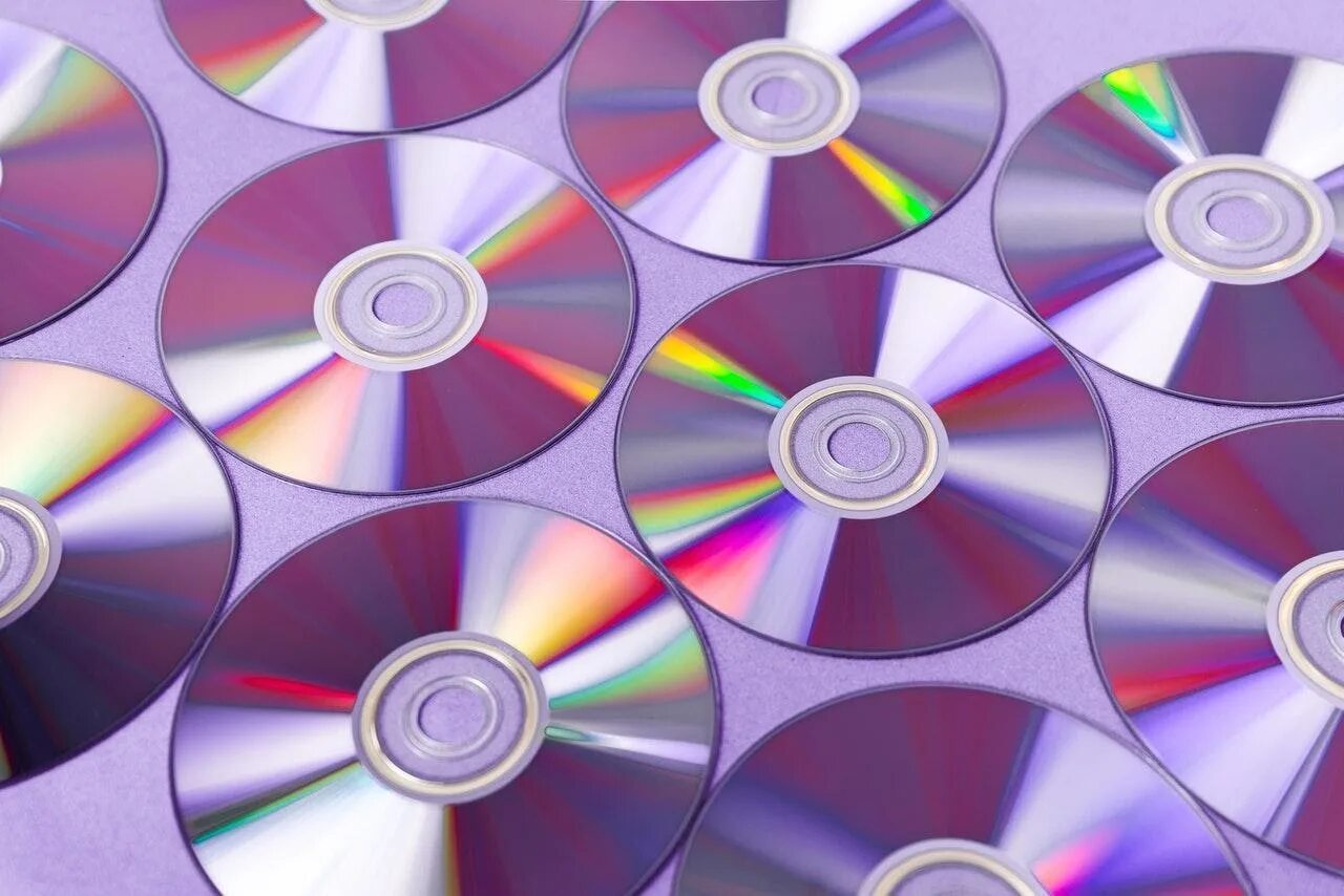 Оптический диск. Компакт диск. Компьютерный диск. Оптические компакт диски.
