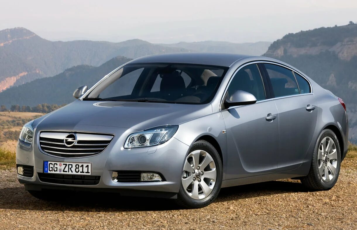 Opel Insignia 2010. Опель Инсигния 2011. Opel Insignia 1 поколение (a) 2008-2014. Инсигния 2005 хэтчбек. Опель инсигния 2.0 турбо купить