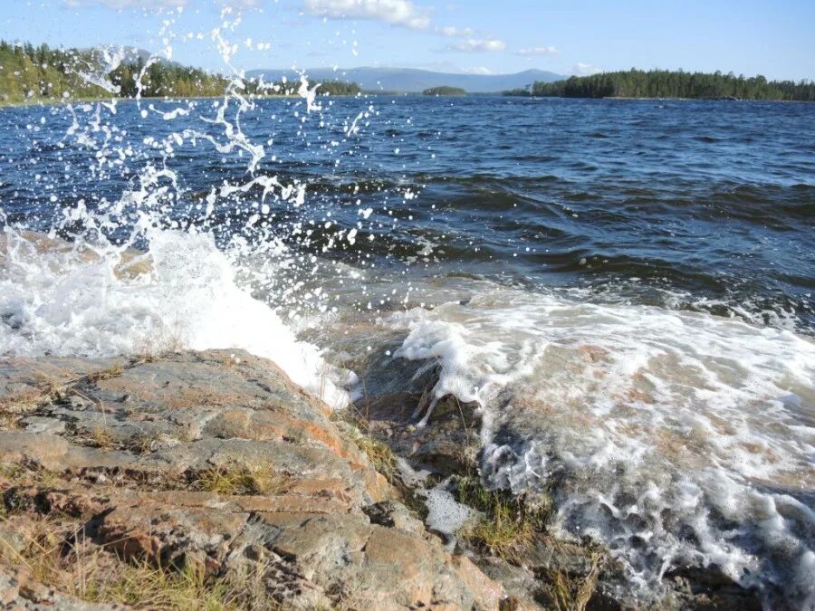 Ветренный море. Ветрено. Windy обои. Ветреный картинки. Ветренный море.