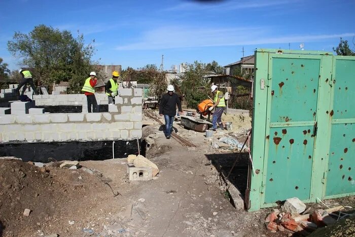 Новая стройка. Стройка лнр. Мариуполь сейчас стройка 2022. Стройка в луганске. Стройка лнр.