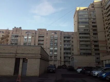 Варшавская улица 1