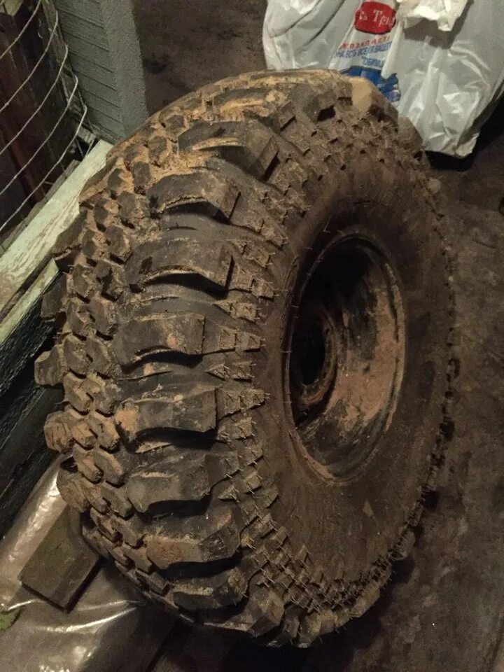 Maxxis cl18. КФ 97 на УАЗ. CST cl18 38x12.5-15. Резина КФ-97 ободрыши.