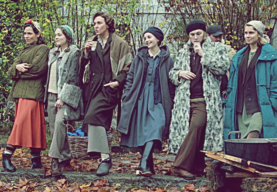 Фото: Гетеры майора Соколова / Кадр со съемок сериала "Гетеры майора Соколова" (
