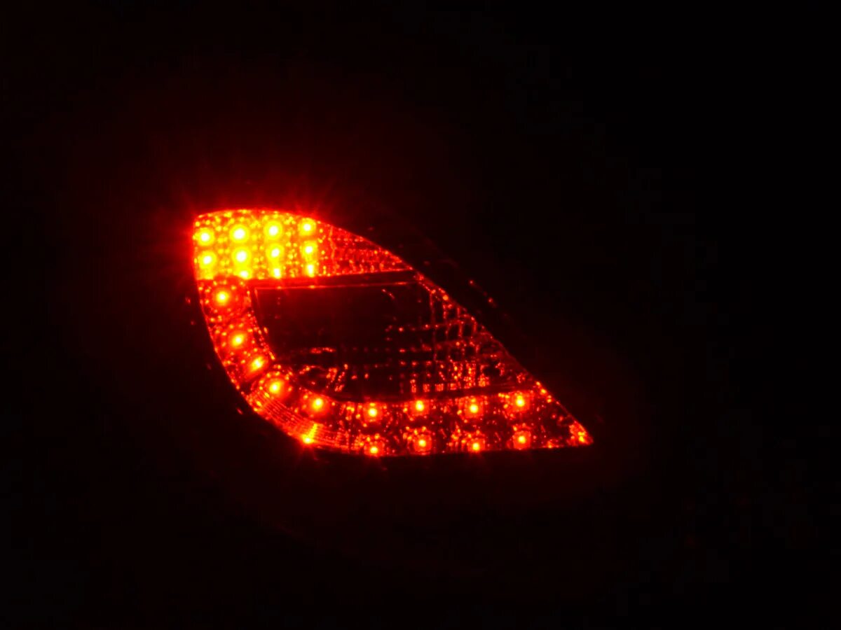 Задняя фара опель корса д. Диодные фонари opel corsa d. лампы заднего фонаря опель корса д. opel cosa d 3дв задние фонари лампы. лампы заднего фонаря opel corsa в.