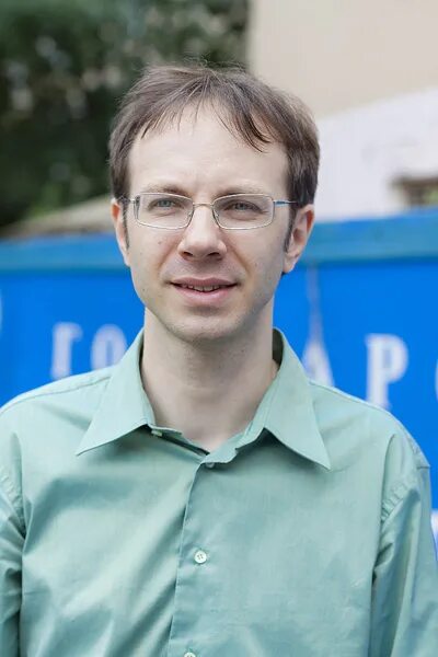 Сергей доля рен тв ведущий. Сергей доля рен тв ведущий. Алексей корзин ведущий рен тв. Максим скулачев. Ведущие нии.