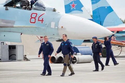 Экипаж боевого самолета