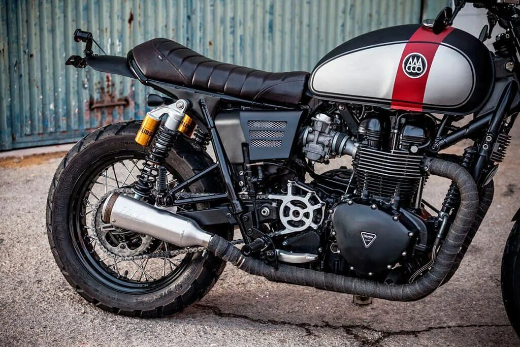 Двигатель triumph custom. Triumph speed triple t300 высота по седлу. 11 триумф. 11 триумф. Мотоцикл triumph speedmaster.