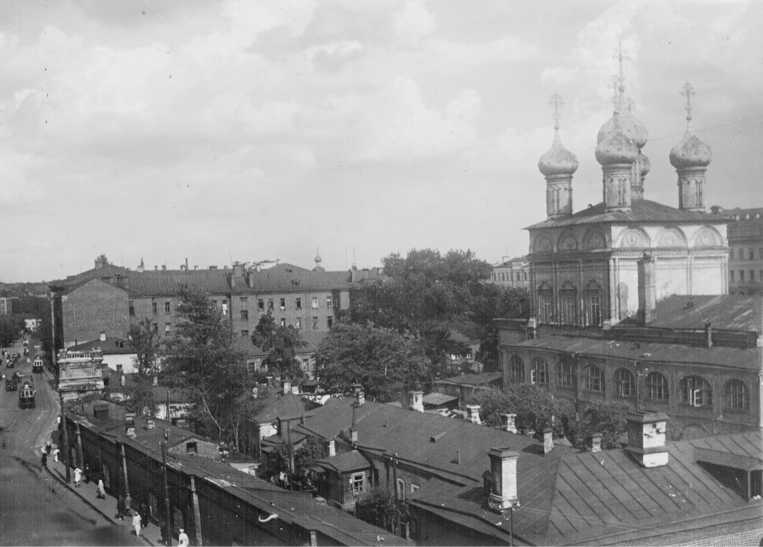 Москва. Страстной монастырь на Тверской. Монастырь на Пушкинской площади в Москве. Страстной монастырь в Москве на Пушкинской площади фото. Страстная площадь