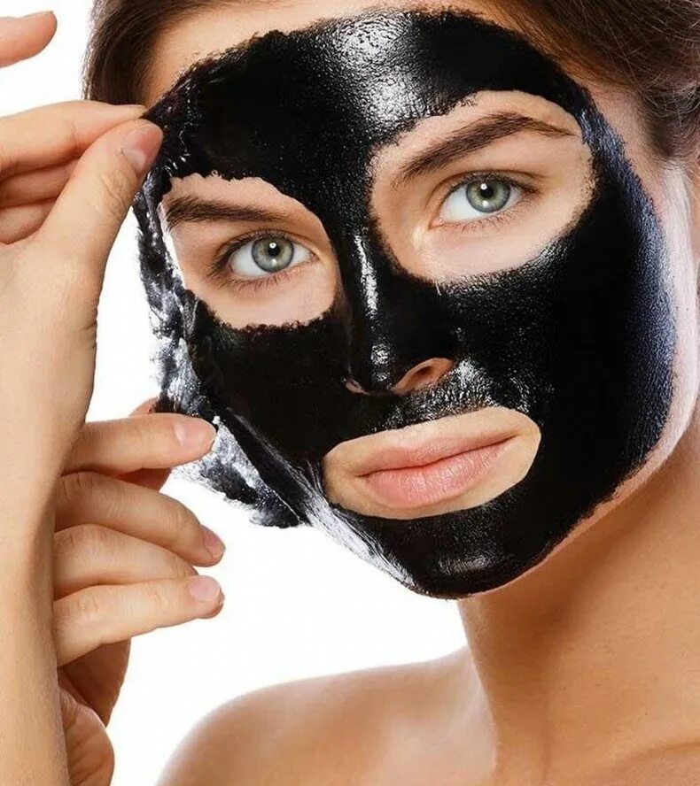 Как наносить черную маску. Фейс Маск. Charcoal черная маска. Маска для лица Black Mask. М̆̈ӑ̈с̆̈к̆̈й̈ д̆̈л̆̈я̆̈ л̆̈й̈ц̆̈ӑ̈.