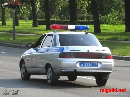 Мигалки нет