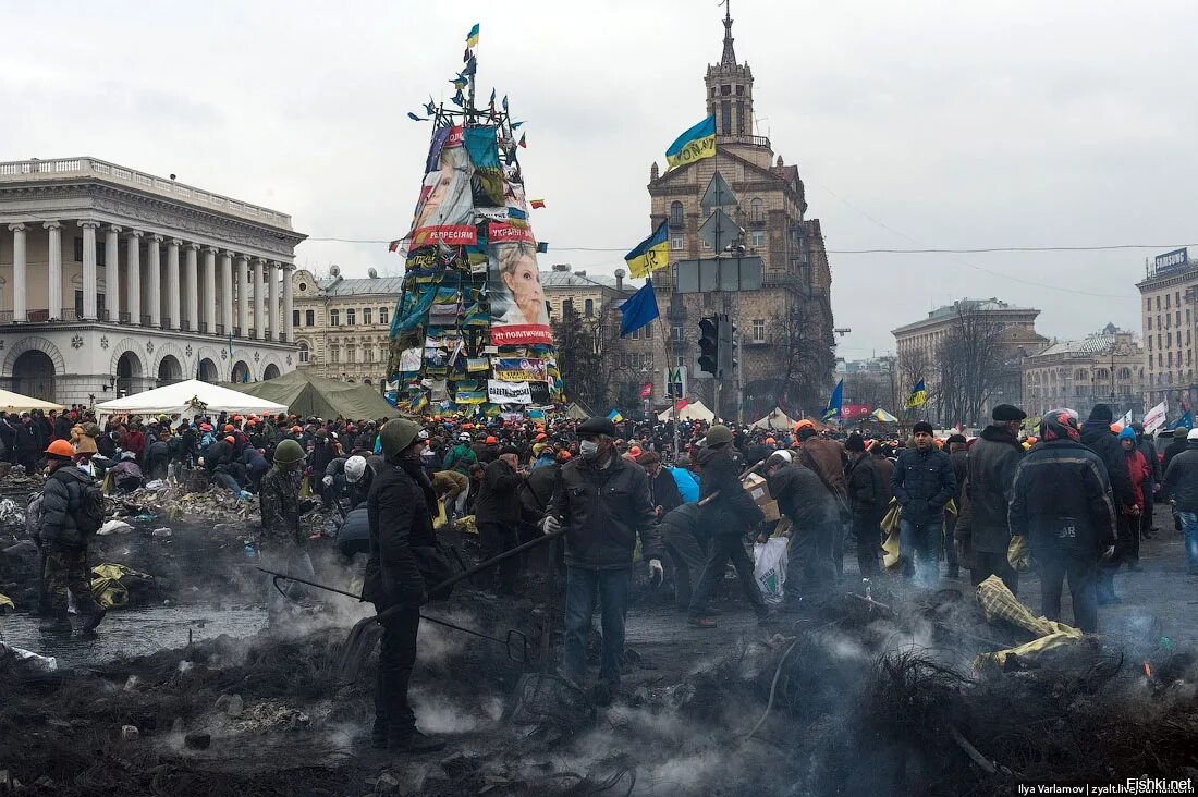 Дата начала майдана. Киев площадь независимости Евромайдан. Площадь независимости Киев 2014. Евромайдан 2014.