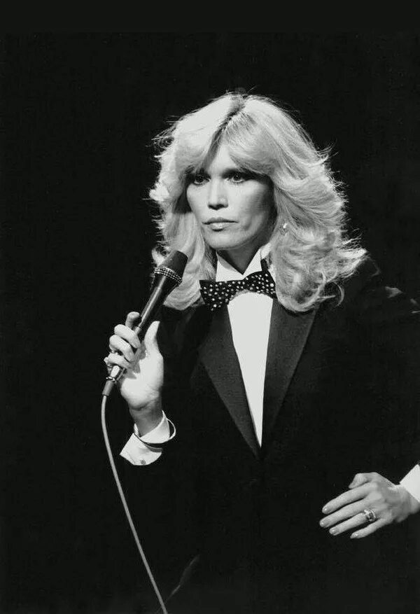 Певица аманда лир биография и фото Pin by Tabitha Totten on Amanda Lear Queen of Chinatown,Disco, Hearts and Style