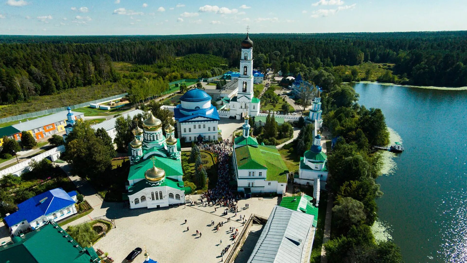 Раифский Богородицкий монастырь. Раифский Казань монастырь Казань. Раифский Богородицкий мужской монастырь Свияжск. Храм Раифа Казань. Источник воды казань