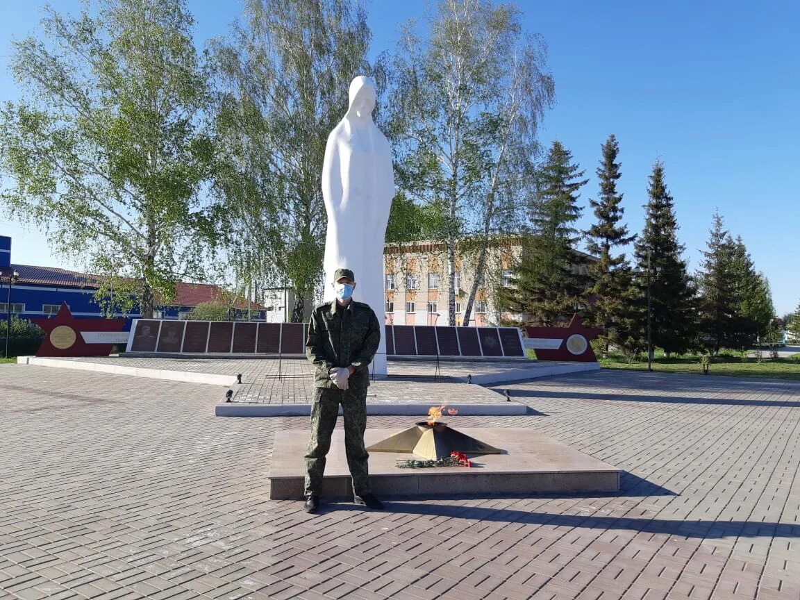 Погода в красный яр омская область любинский. РП Любинский Омской области. Р.П. Любинский достопримечательности. Достопримечательности Любинского района. Памятник в поселке Северо Любинка.