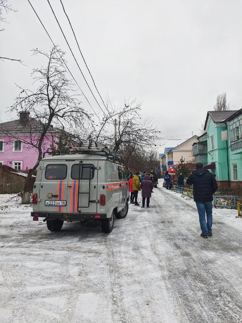 Курск где взрывы сейчас. Курск бомбят 2022. Бомбят и в Курской области. Взрывы в Курске 2022.