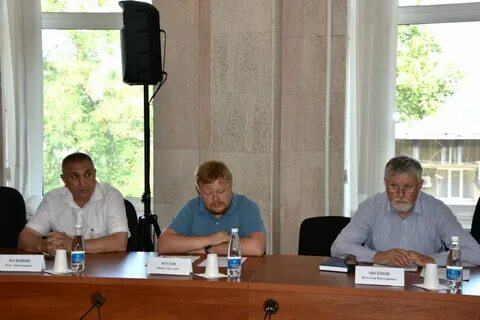 Предприниматели просят