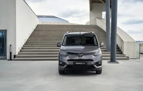 Toyota proace city
