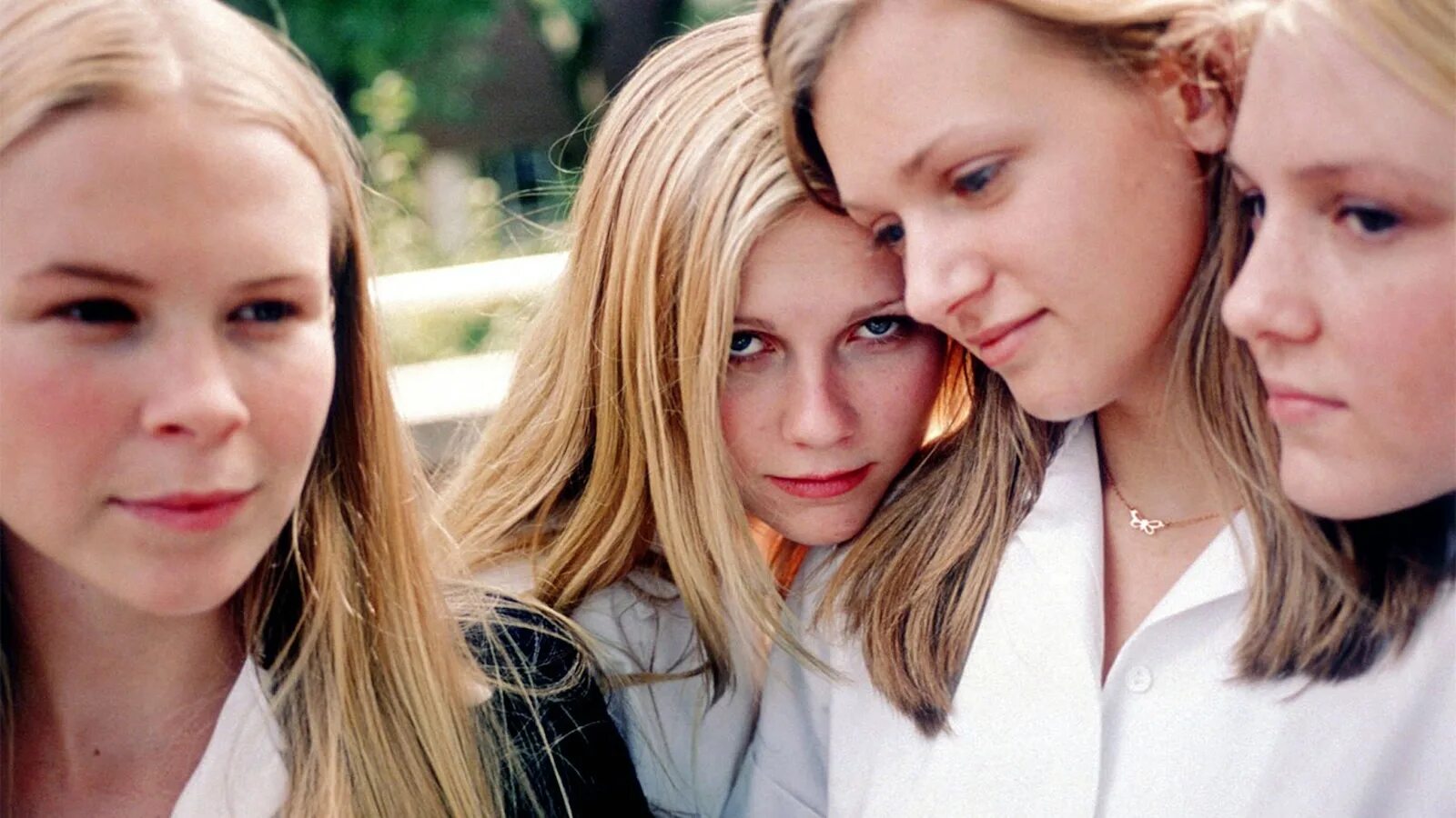 Кирстен Данст девственницы самоубийцы. Кирстен Данст 1999. The virgin suicides