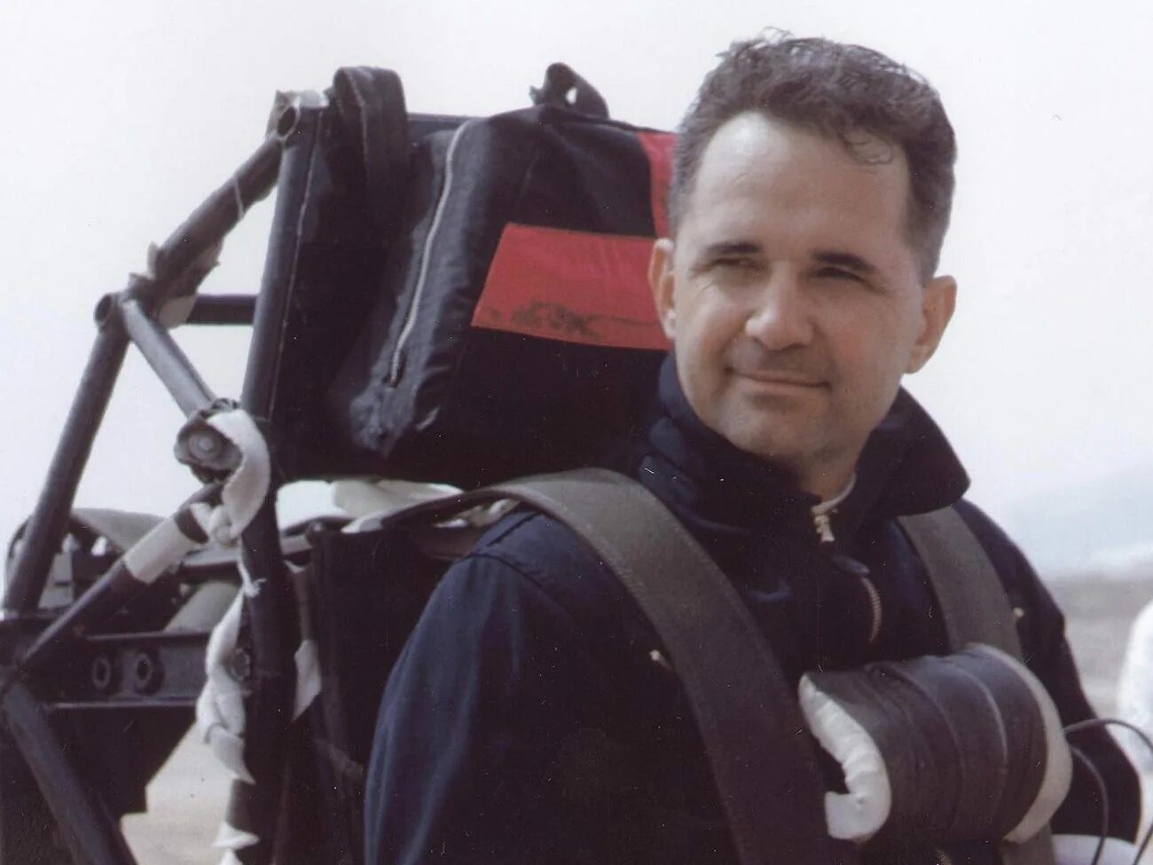 Джон пол стэпп после перегрузки. Группа elton john 1973. John step. Джон стэпп. Эдвард мерфи инженер.