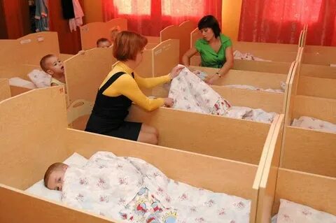 Как детей укладывают спать в детском саду