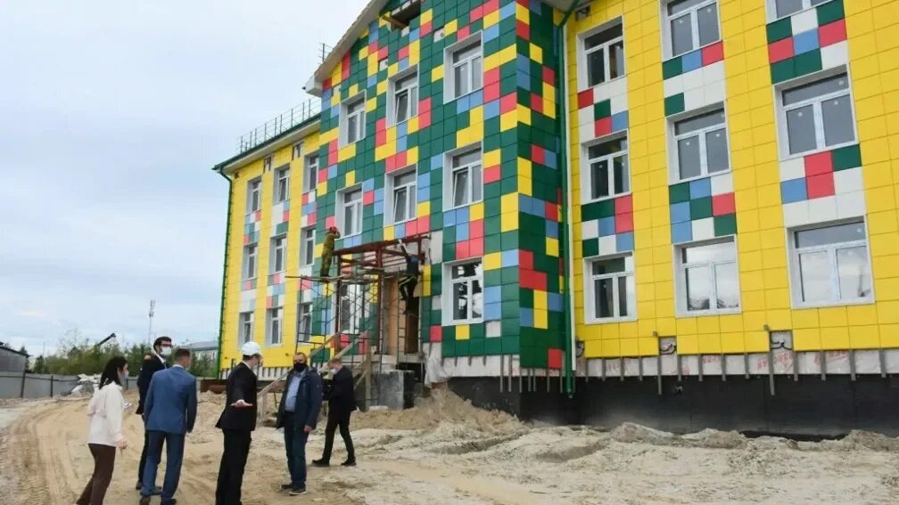 Губкинский город детский сад. Фото детского сада умка губкинский. Губкинский детский сад. Детский сад брусничка губкинский. Губкинский садик.