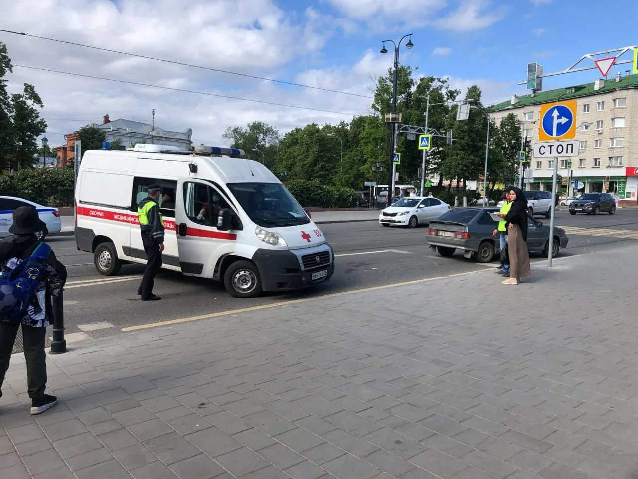 Сшибли девочку в Ульяновске. ДТП Ульяновск за последние сутки ГИБДД Ульяновск. На Ленина сбили ребенка.