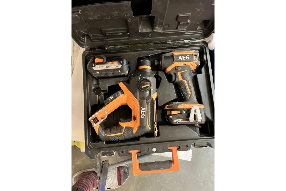 Aeg bbh18c. Aeg bbh18c-0 4935464984. компактный перфоратор aeg bbh18c-0 4935464984. перфоратор аег аккумуляторный 18 вольт.