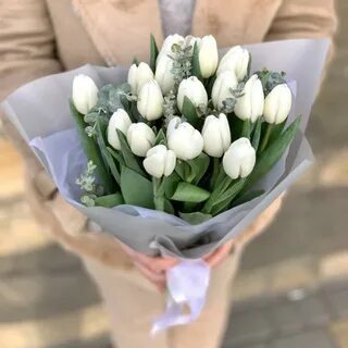 Букет из 19 тюльпанов