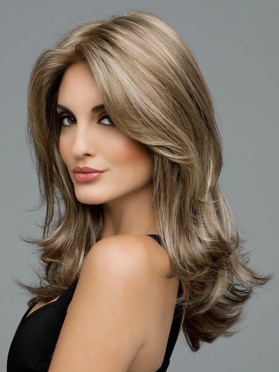 Окрашивание в натуральный русый. Средний тон волос. Модные русые оттенки волос. Русый цвет волос и его оттенки. Светло русые локоны.