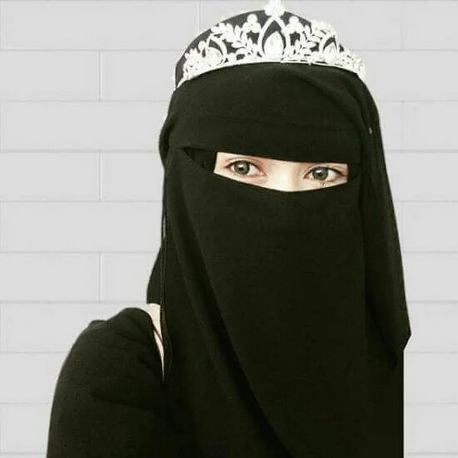 Никабы талибы. Буркини дагестан. Хиджаб на завязках. Мусульманки в бассейне. Никаб афганский.