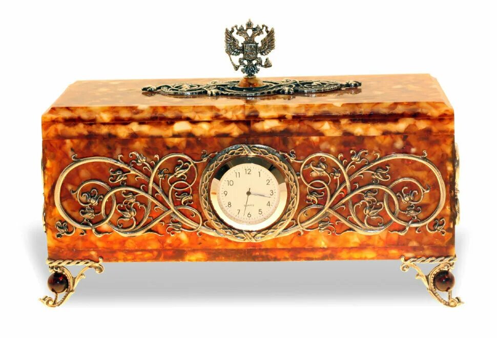 Ларец с янтарем. Ларец с янтарем. Янтарный ларец к какому разряду относится. Янтарная шкатулка калининград. Свеча большая янтарный лес.